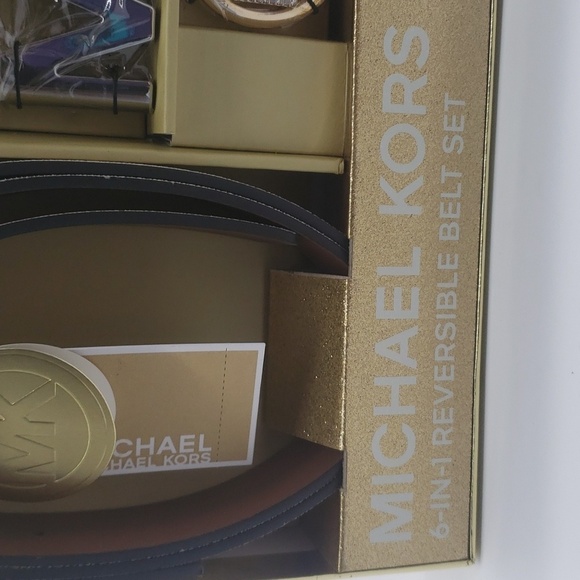 229- MICHAEL Michael Kors 6 In 1 Reversible Belt Set NWT - Picture 8 of 12